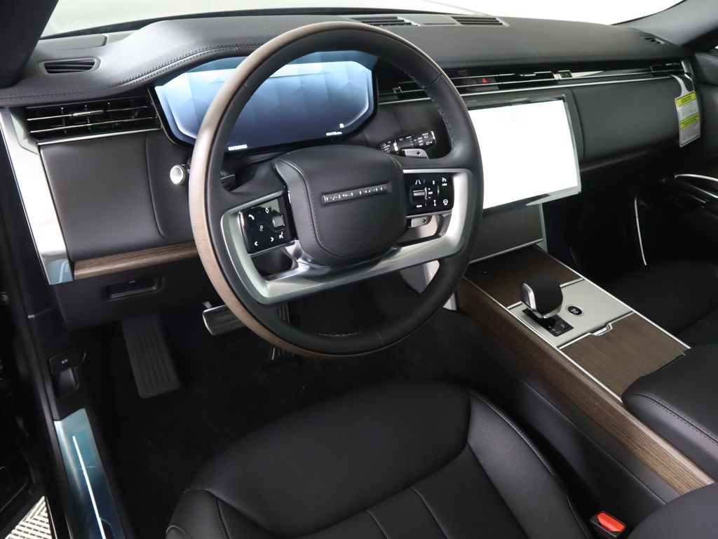 Thumbnail: 2025 Land Rover Range Rover - 10