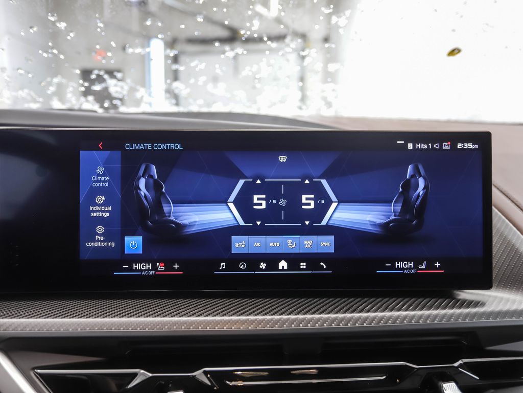 Thumbnail: 2025 BMW XM - 18