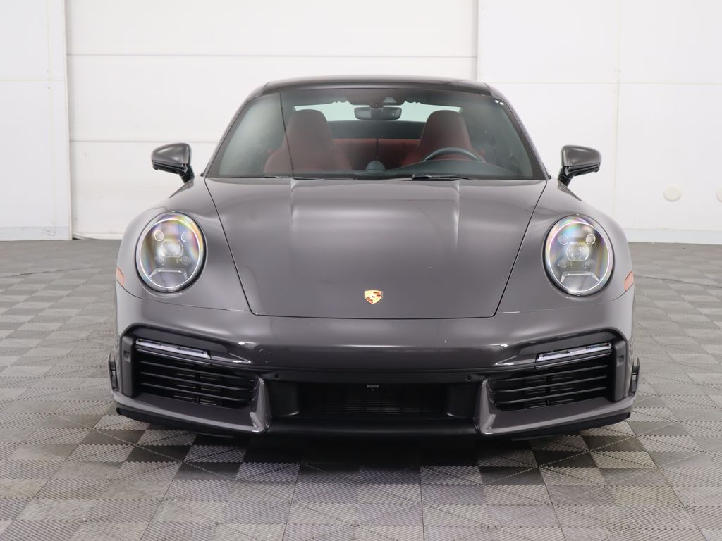 2022 Porsche 911 Turbo 2