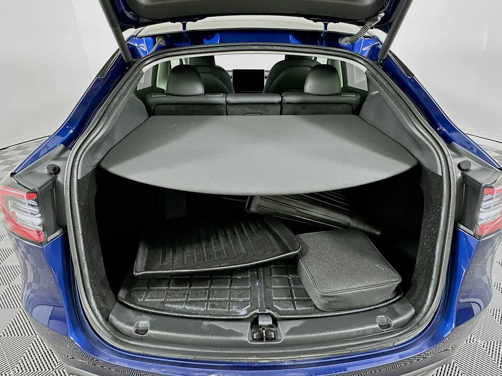 2023 Tesla Model Y Long Range 24
