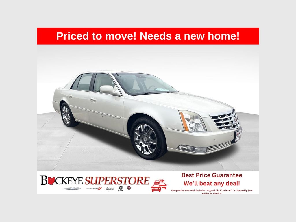 White Diamond Clearcoat 2011 Cadillac DTS Sedan Front-Wheel Drive 4-Speed Automatic Overdrive