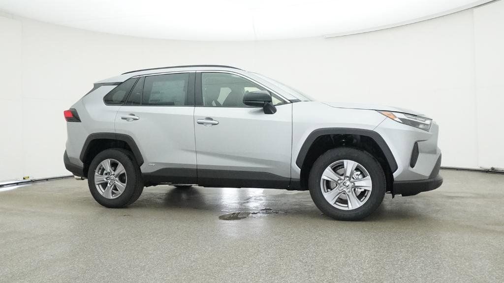 Thumbnail: 2025 Toyota RAV4 - 14