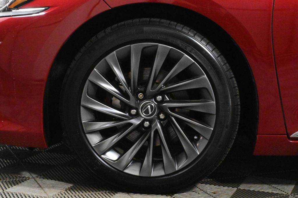 2019 Lexus ES Hybrid 300h Luxury 12