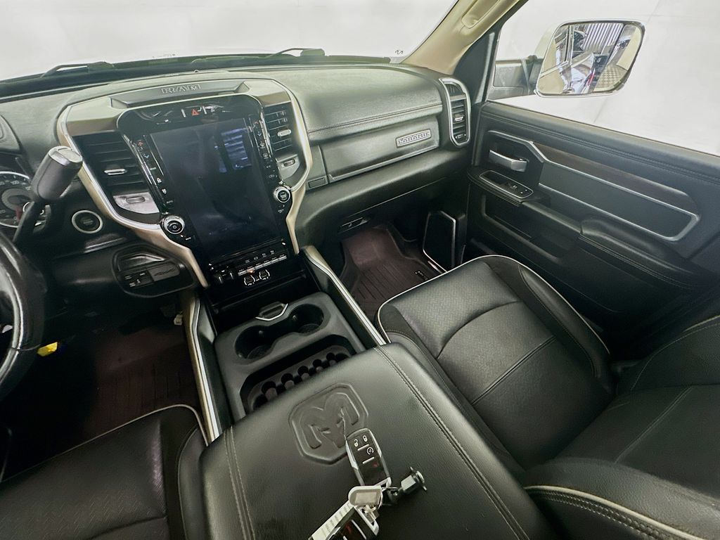 Used 2022 Black Ram Laramie image 11