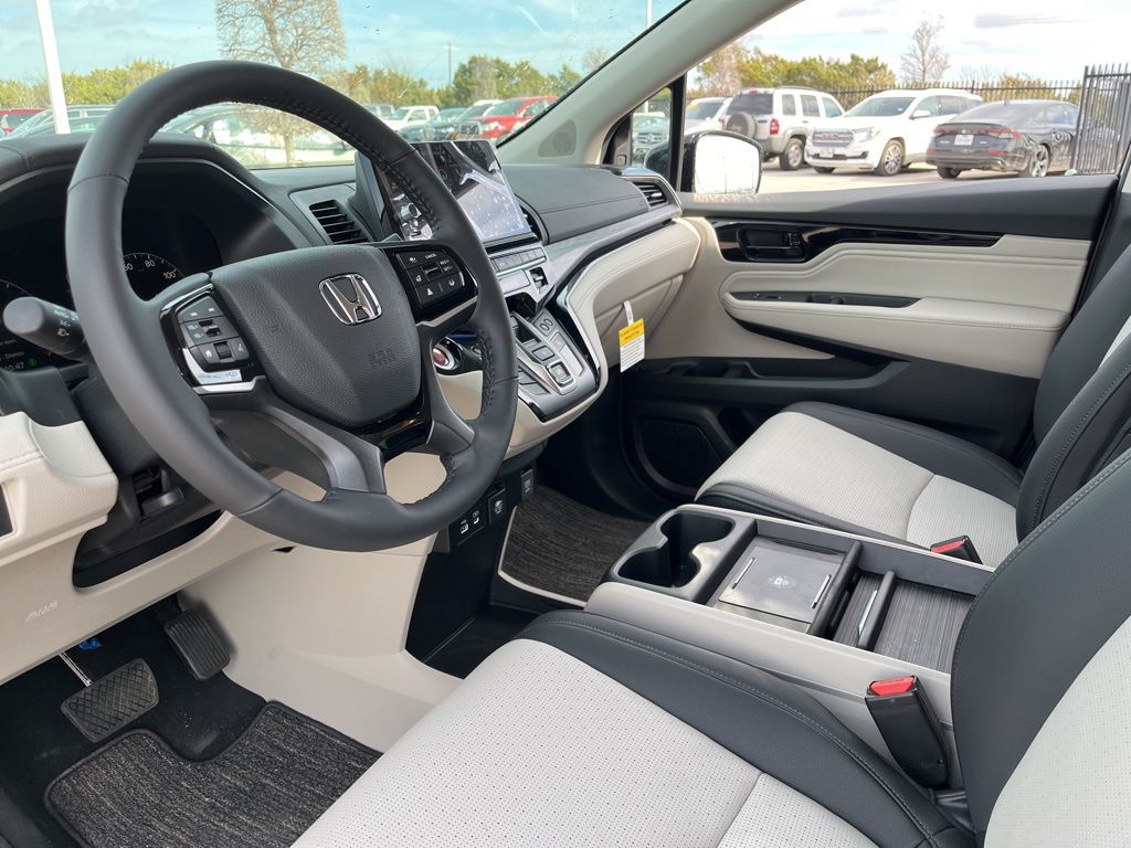 Thumbnail: 2026 Honda Odyssey - 19