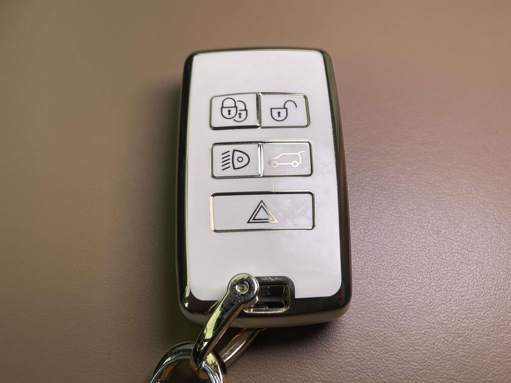2024 Land Rover Range Rover Sport SE  at Audi Porsche Sewickley
