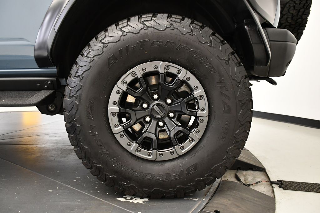 Thumbnail: 2022 Ford Bronco - 12