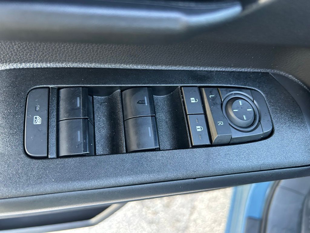 Thumbnail: 2025 Toyota 4Runner - 16