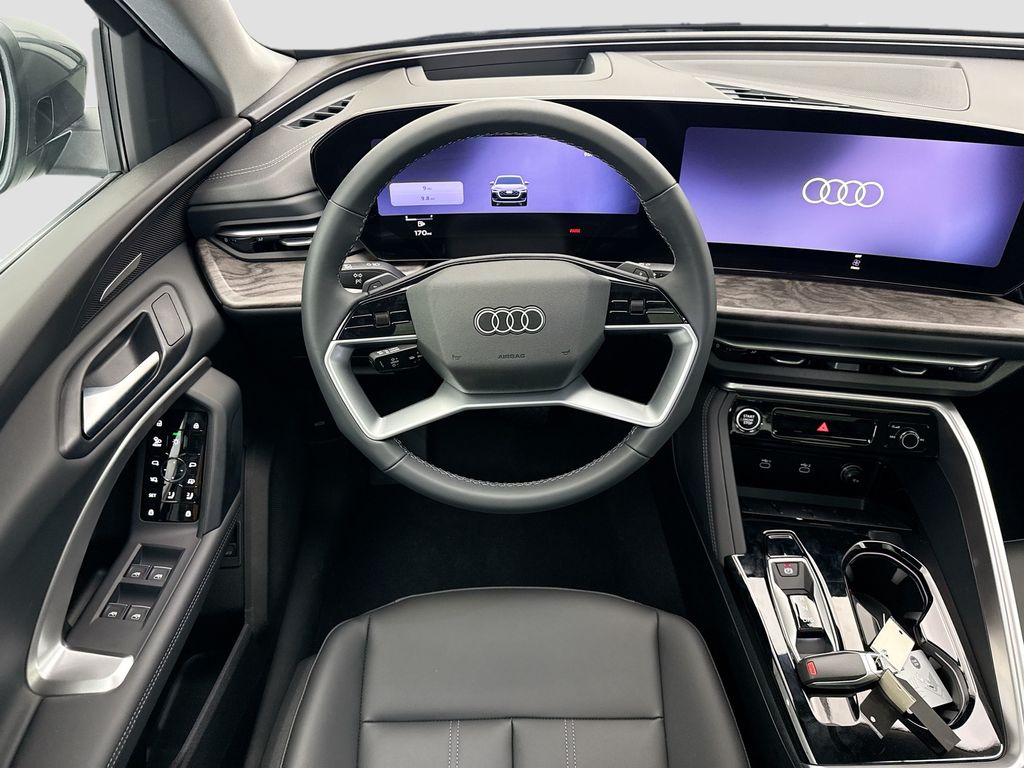 Thumbnail: 2026 Audi Q5 - 10