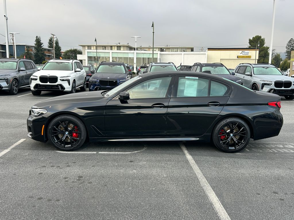 Thumbnail: 2022 BMW 5 Series - 2