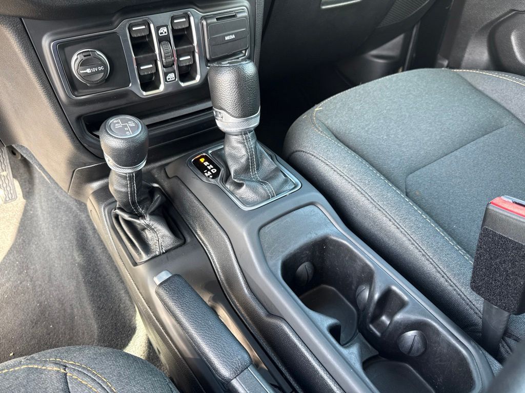 Used 2024 Jeep Wrangler SUV