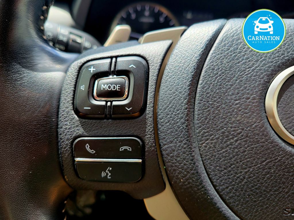 2021 Lexus NX 300 - Photo 18