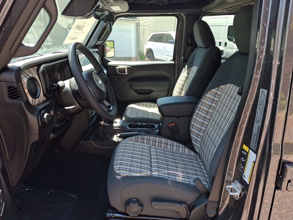 New 2026 Jeep Wrangler SUV