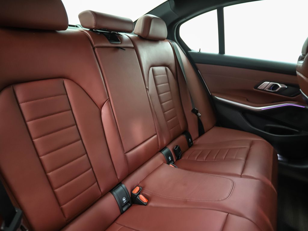 Thumbnail: 2022 BMW 3 Series - 27