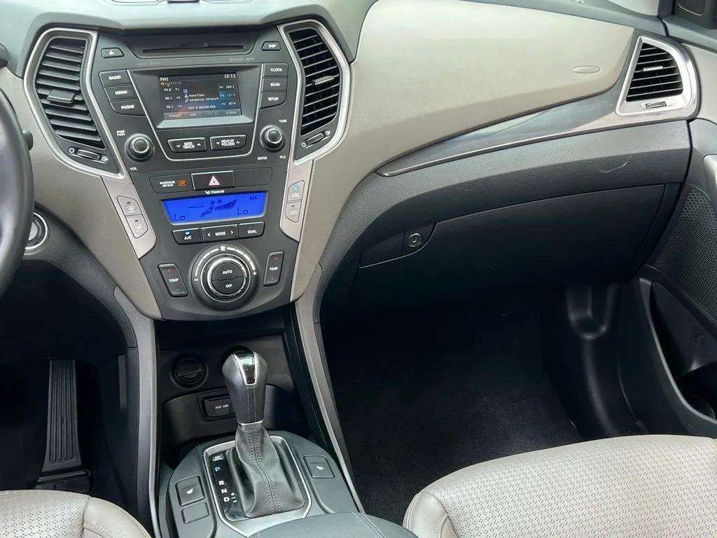 2013 Hyundai Santa Fe Sport #17
