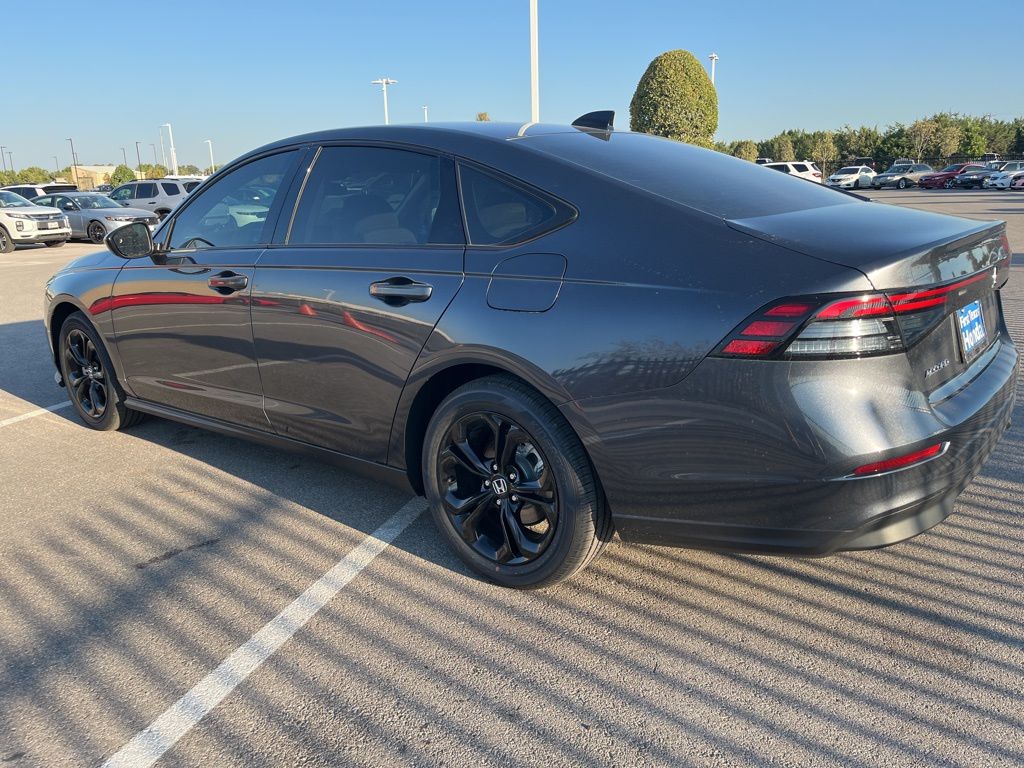Thumbnail: 2025 Honda Accord - 4