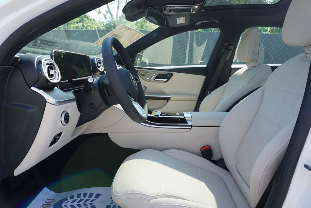 Thumbnail: 2026 Mercedes-Benz C-Class - 9