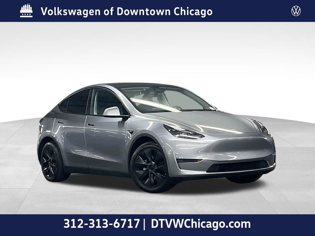 2024 Tesla Model Y Long Range
