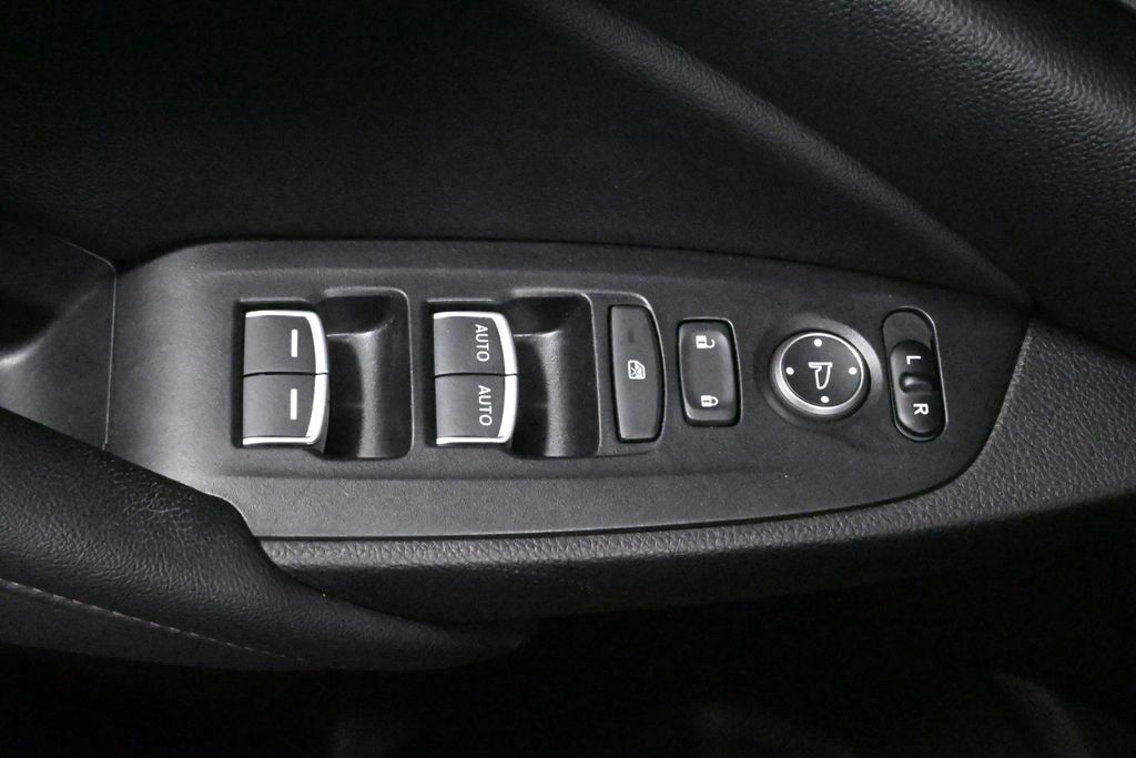 Thumbnail: 2021 Honda Accord - 30