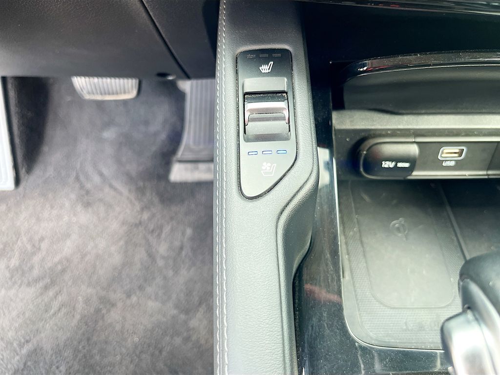 Used 2023 Gray Kia EX image 21