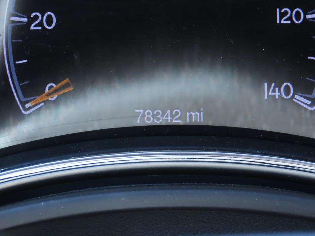 Thumbnail: 2015 Jeep Grand Cherokee - 20