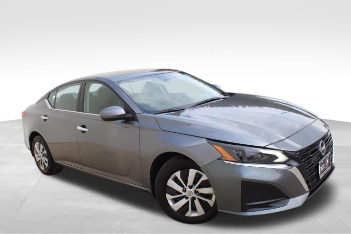 Used Car 2023 Nissan Altima  2.5 S For Sale Under $20,000 In Georgetown, Texas