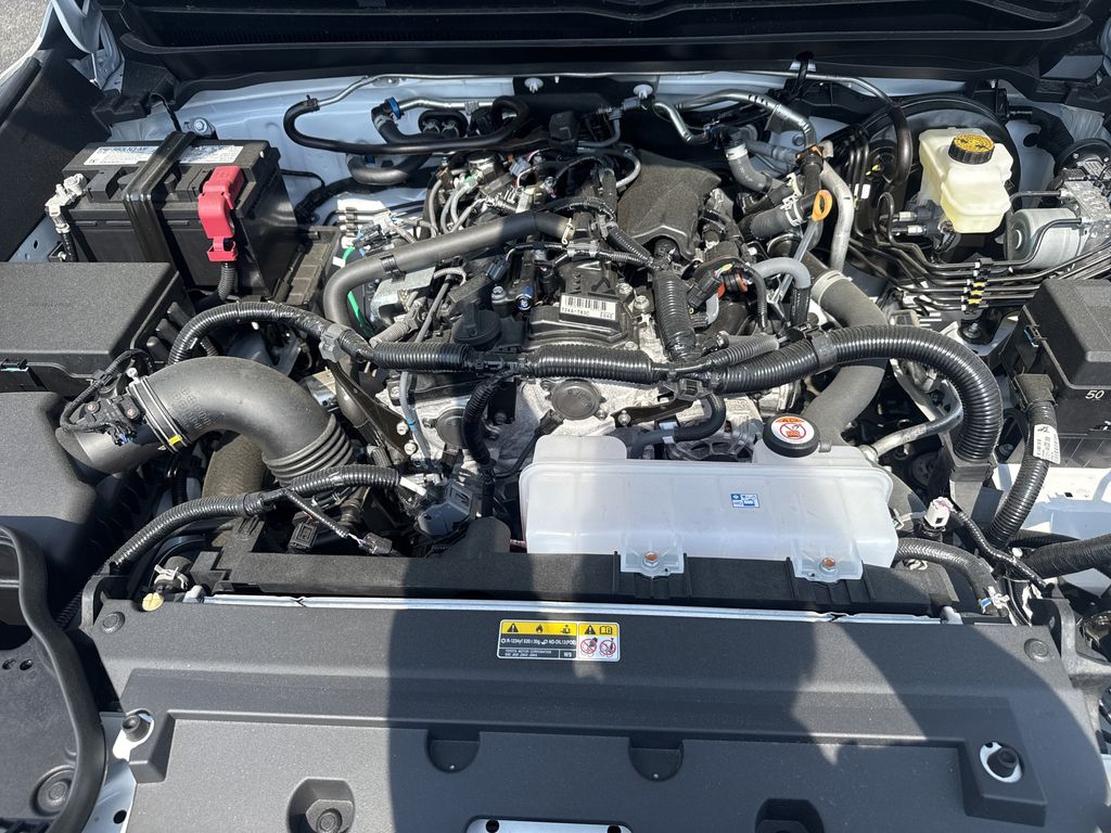 2026 Toyota Tacoma SR5 - Photo 9