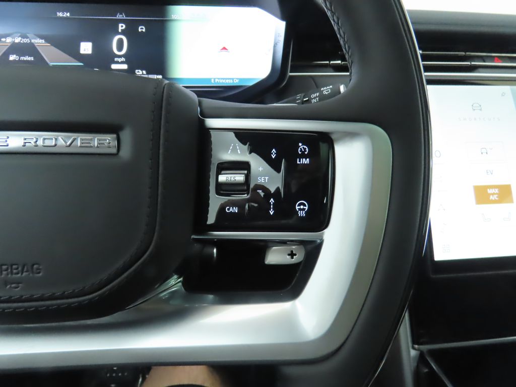 Thumbnail: 2025 Land Rover Range Rover - 12