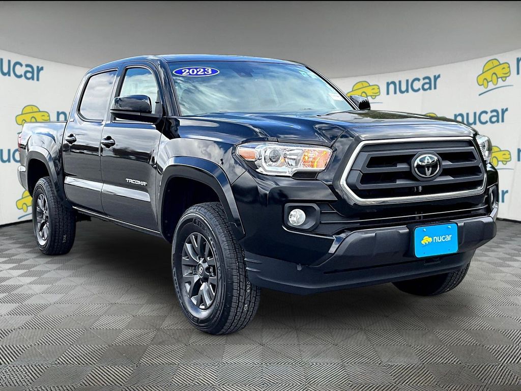 2023 Toyota Tacoma — photo 1