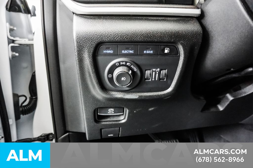 Used 2024 White Jeep 4xe image 34