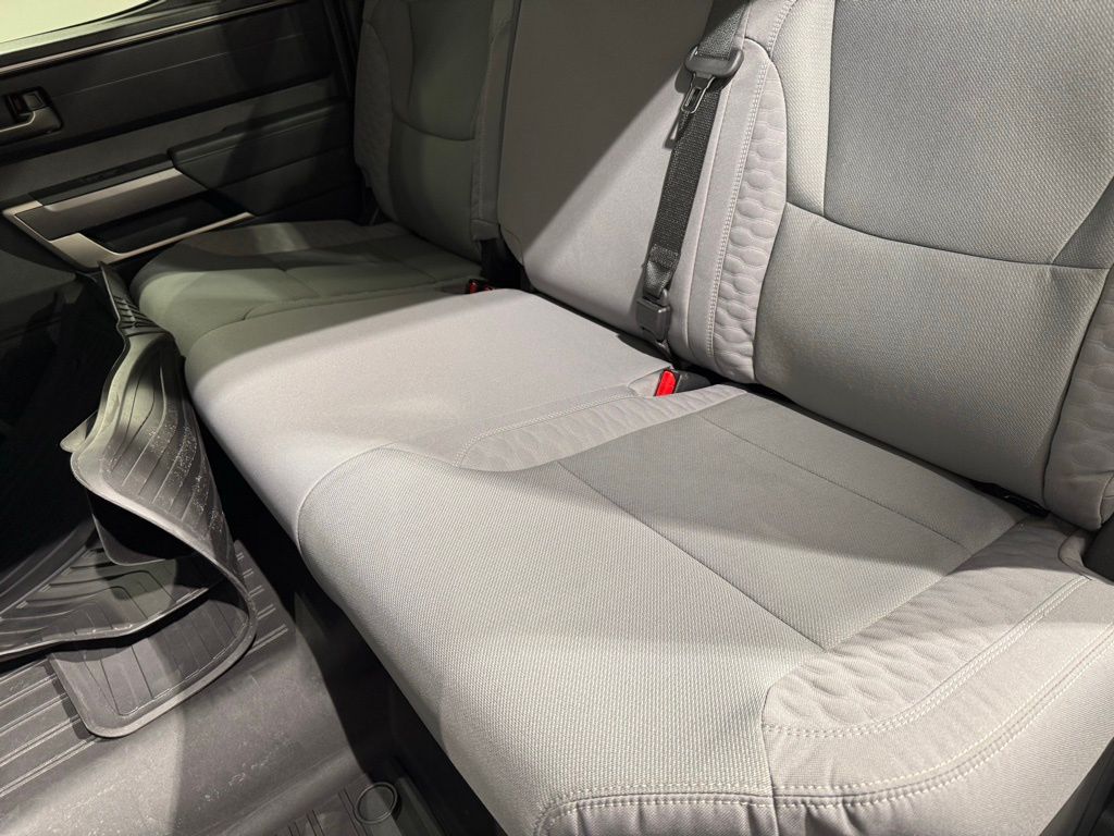 Thumbnail: 2024 Toyota Tundra - 18