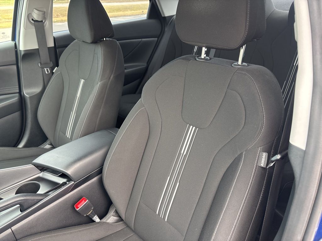 Used 2023 Hyundai Elantra Sedan