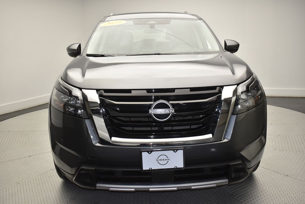 Thumbnail: 2025 Nissan Pathfinder - 2