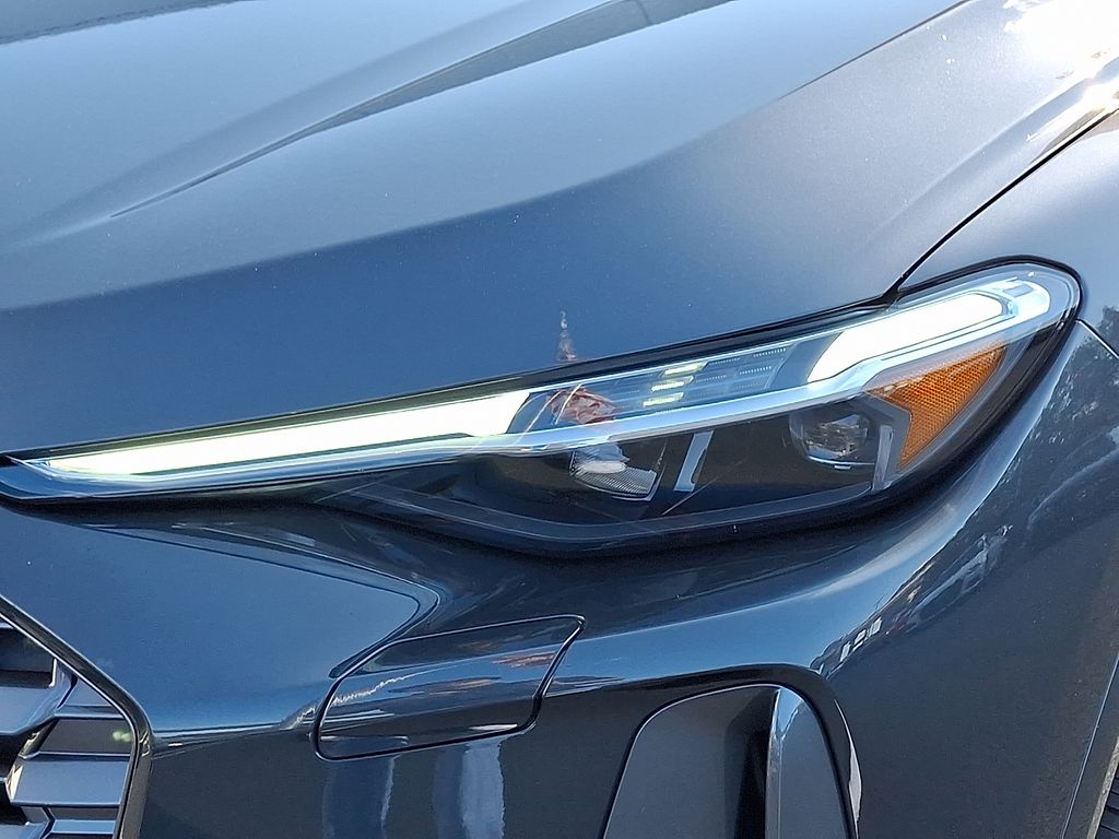 Thumbnail: 2025 Audi Q5 - 7