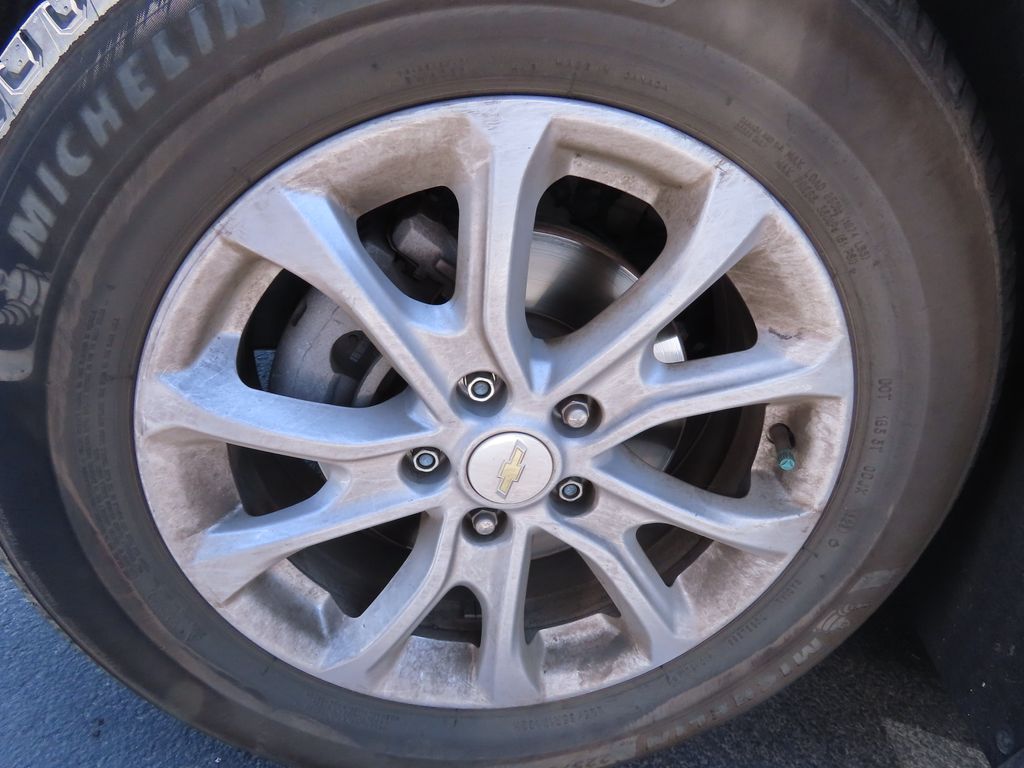 Thumbnail: 2019 Chevrolet Equinox - 15
