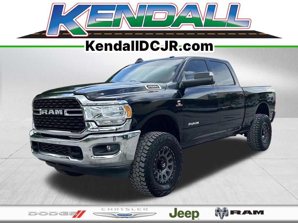 Diamond Black Crystal Pearlcoat 2022 RAM 2500 Pickup Truck Four-Wheel Drive 6-Speed Automatic