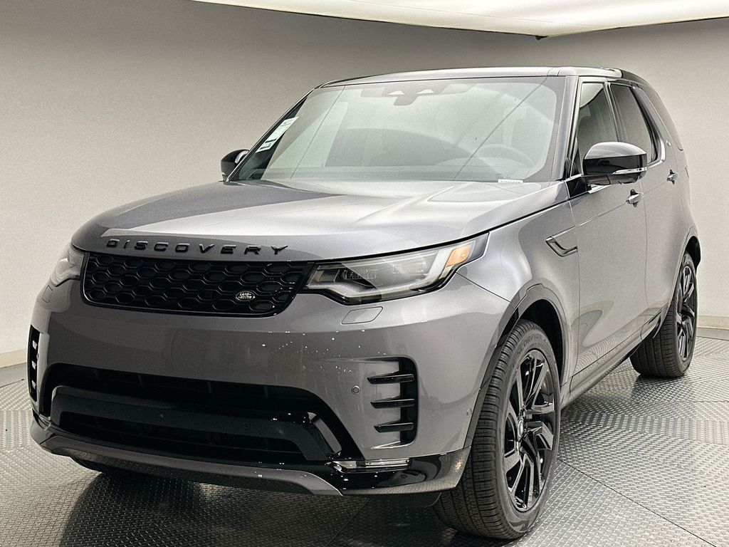 2025 Land Rover Discovery Dynamic SE -
                  Paramus, NJ