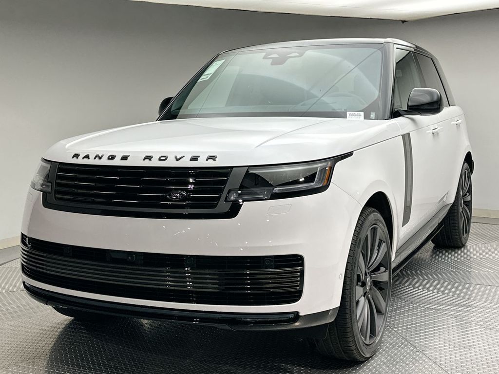 2025 Land Rover Range Rover SV -
                Paramus, NJ