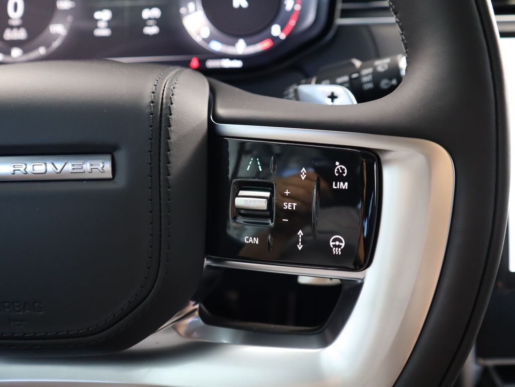Thumbnail: 2025 Land Rover Range Rover - 13