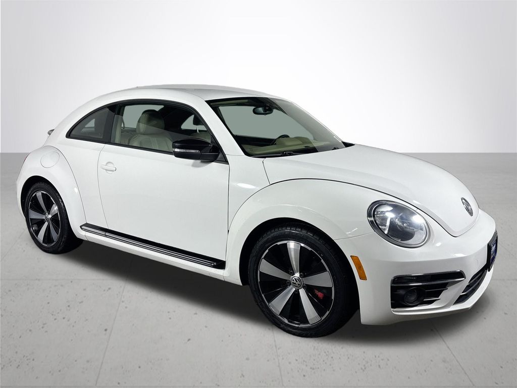 2013 Volkswagen Beetle Sport photo 3