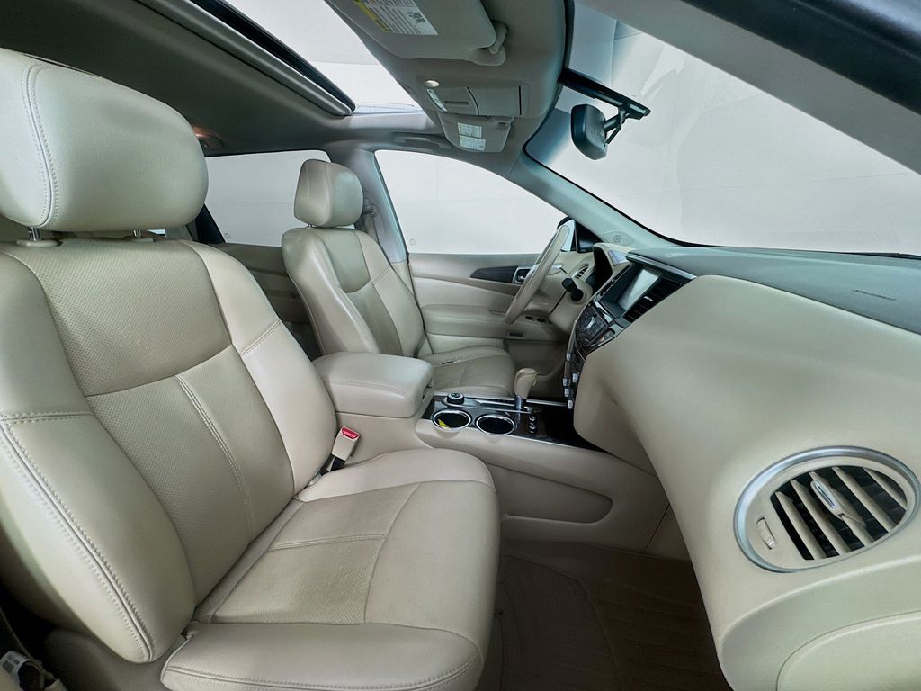 Used Car 2015 Nissan Pathfinder  Platinum For Sale Under $12,000 In Austin, Texas