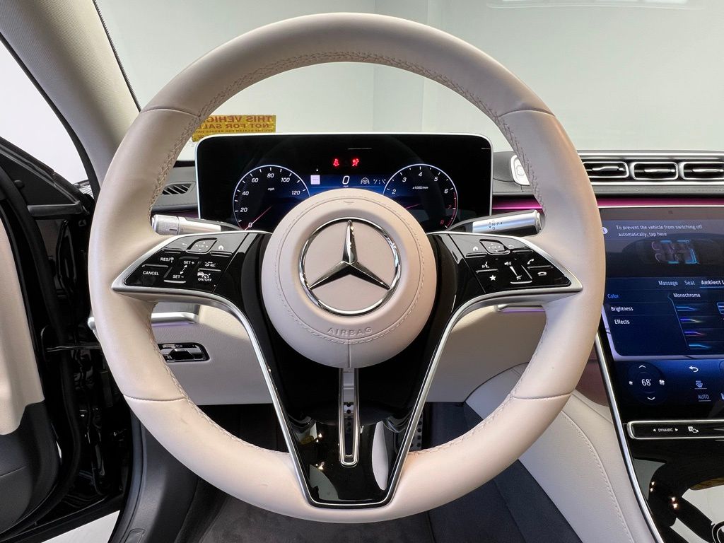 Thumbnail: 2024 Mercedes-Benz S-Class - 7