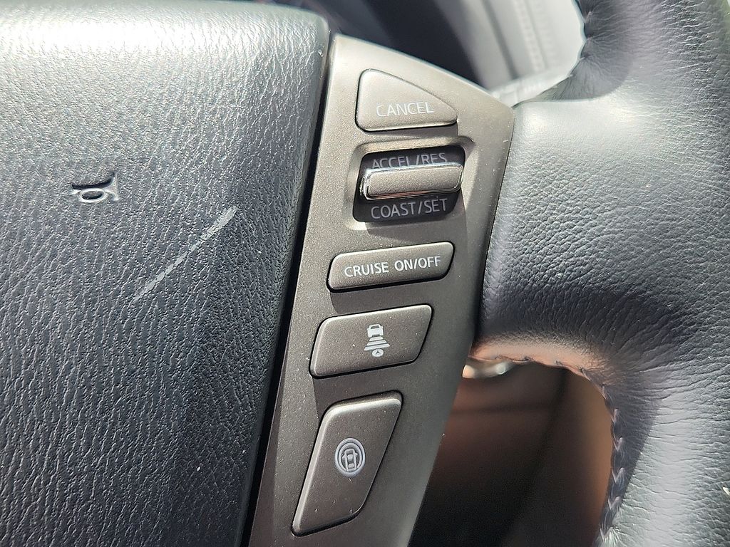 2018 Nissan Armada Platinum Edition 26