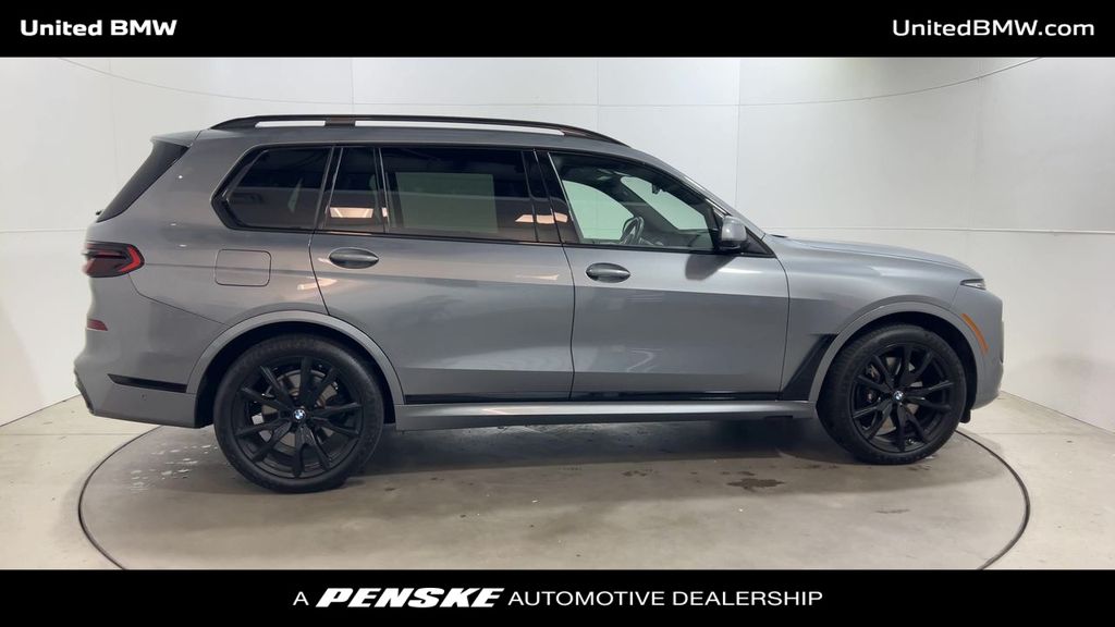 2024 BMW X7 xDrive40i 9