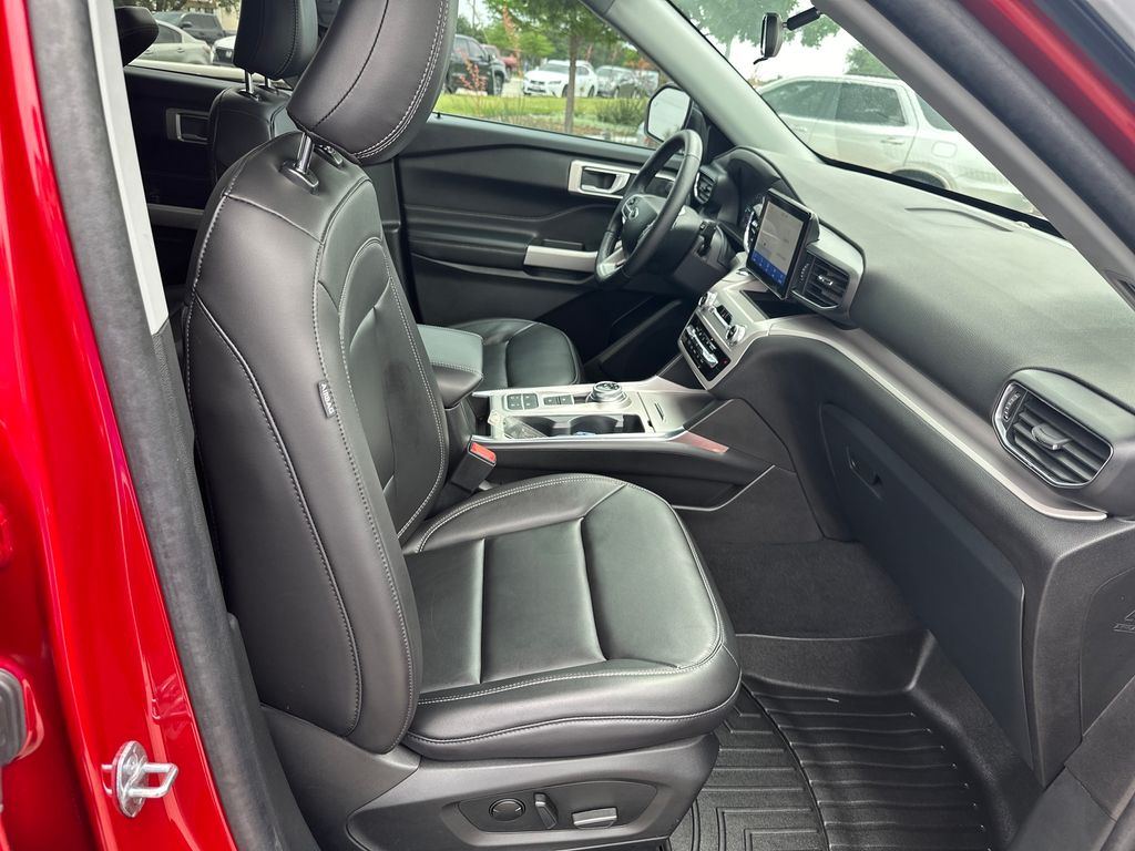 Used Car 2024 Ford Explorer  Xlt For Sale Under $40,000 In Austin, Texas