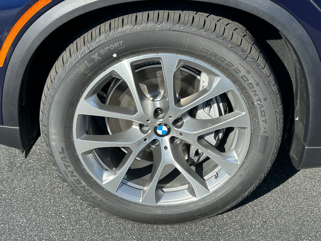 2026 BMW X5 xDrive50e 9