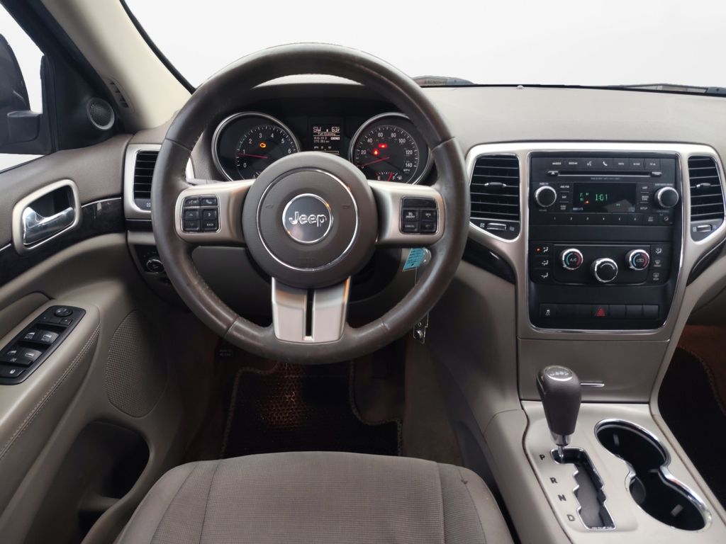 Used Car 2013 Jeep Grand Cherokee  Laredo For Sale Under $10,000 In Austin, Texas