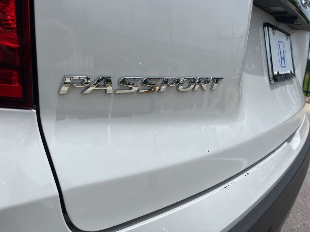 Thumbnail: 2023 Honda Passport - 8