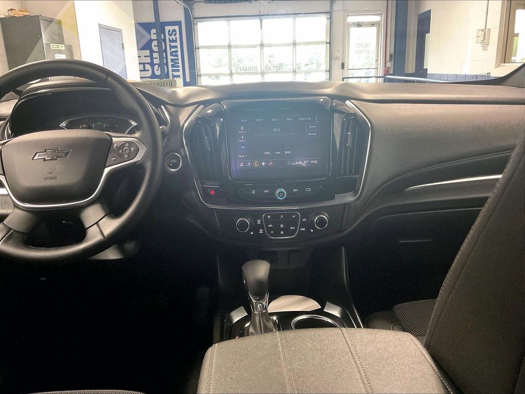2023 Chevrolet Traverse — photo 19