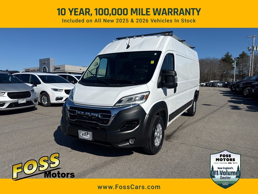 Bright White Clearcoat 2024 RAM ProMaster Van 9-Speed Automatic